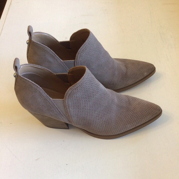 Marc Fisher Dalaran Bootie Size 8 - Picture 4 of 7